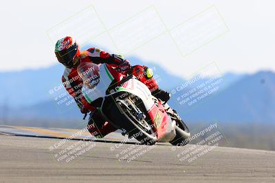 media/Jan-08-2022-SoCal Trackdays (Sat) [[1ec2777125]]/Turn 9 (125pm)/